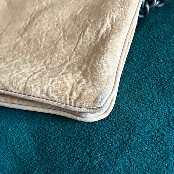 BEAUTIFUL MAXON COLLECTION PEBBLED LEATHER HANDBAG. Yellow-tan color. VG/EUC. - Picture 12 of 13